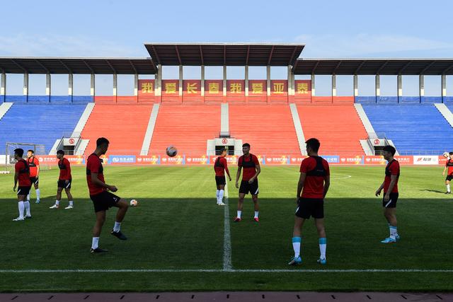 姆总6场欧冠28次射门只进1球 对米兰8脚未破门