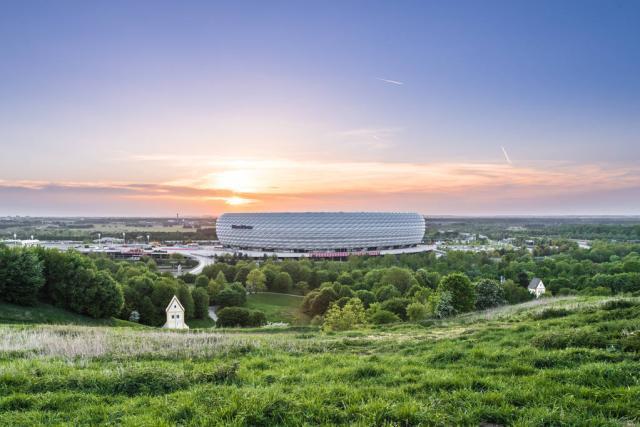 看点十足！杨鸣将搭档朱芳雨解说NBA总决赛